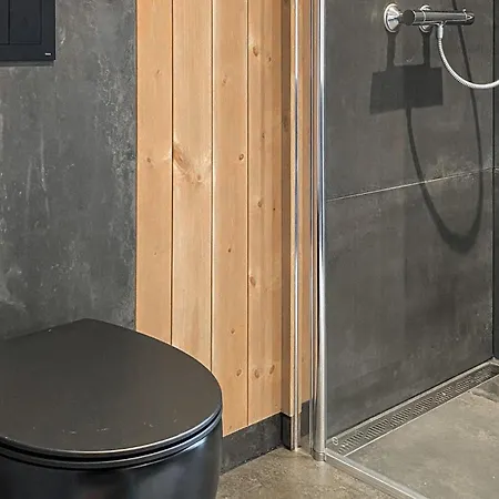 בית נופש 4 Bedroom In *